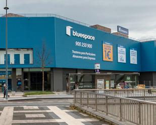 Vista exterior de Traster de lloguer en Bilbao  amb Alarma