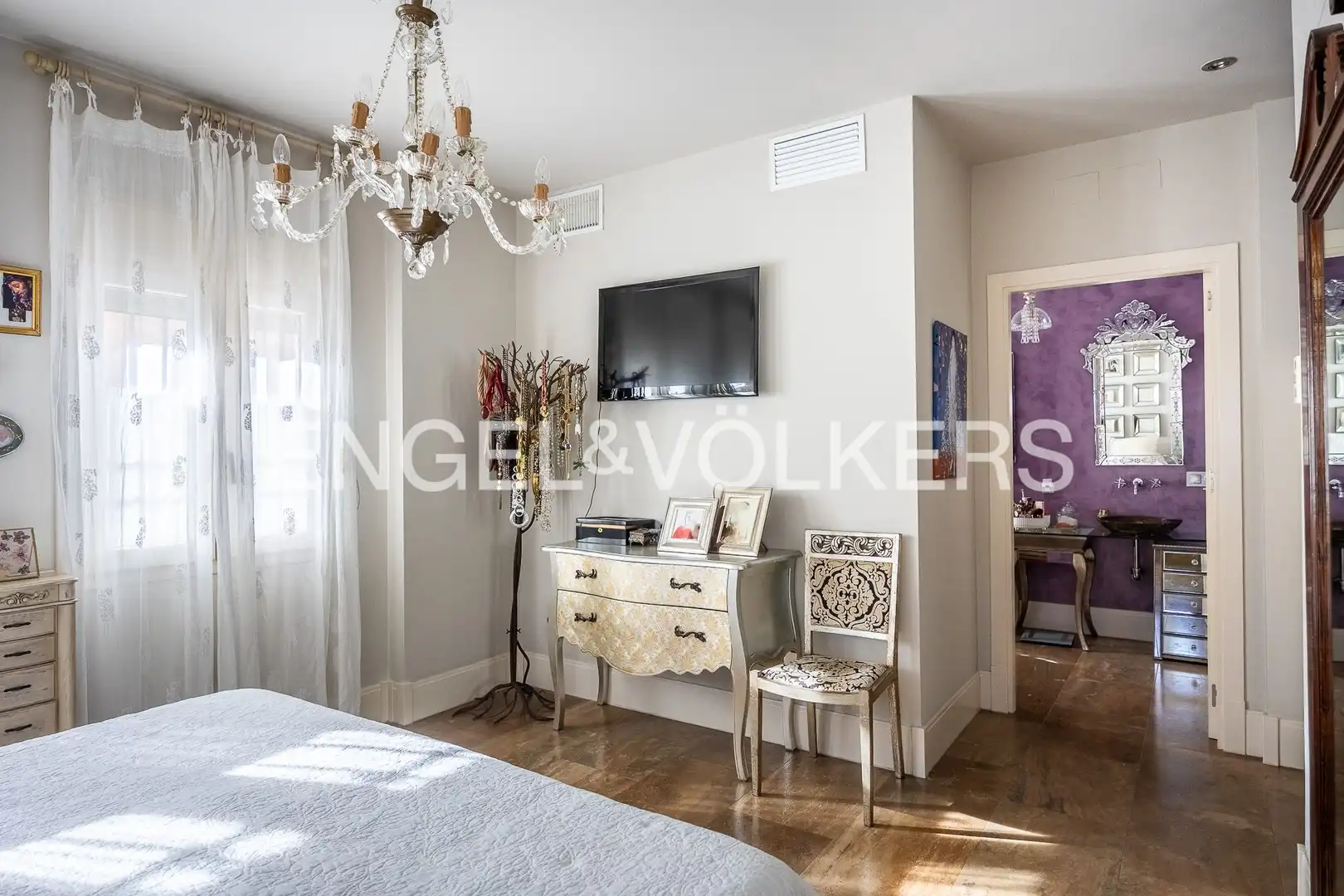 Bedroom of Detached homes for sale in Sevilla  with Air Conditioner, Heating and Storage room