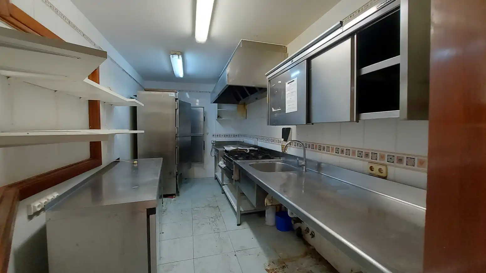 Kitchen of Commercial properties for rent in  Logroño  with Air Conditioner