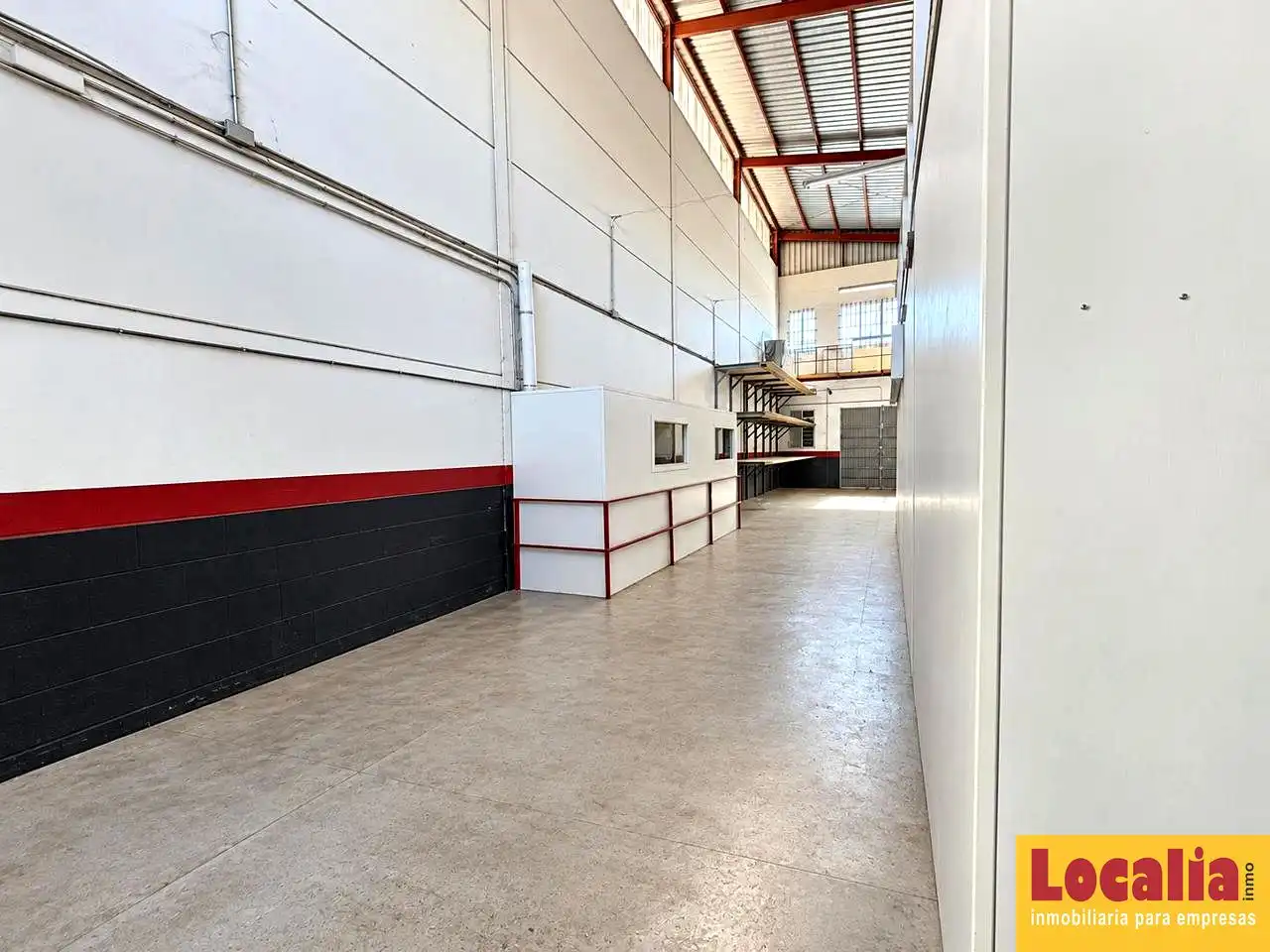 Nave industrial en venta en Boadilla del Monte