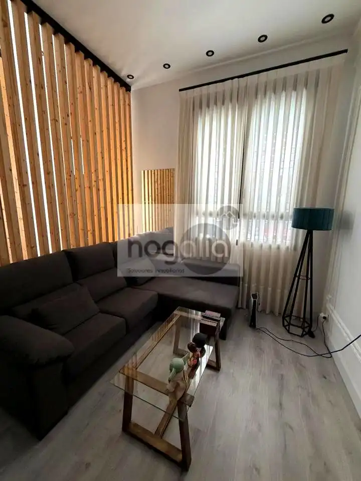 Sala de estar de Planta baja de alquiler en Sevilla con Aire acondicionado y Amueblado