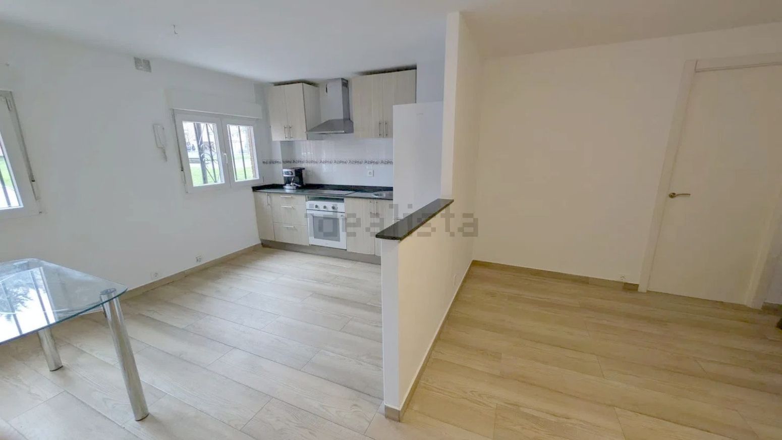 Kitchen of Flat for sale in Oviedo   with Storage room