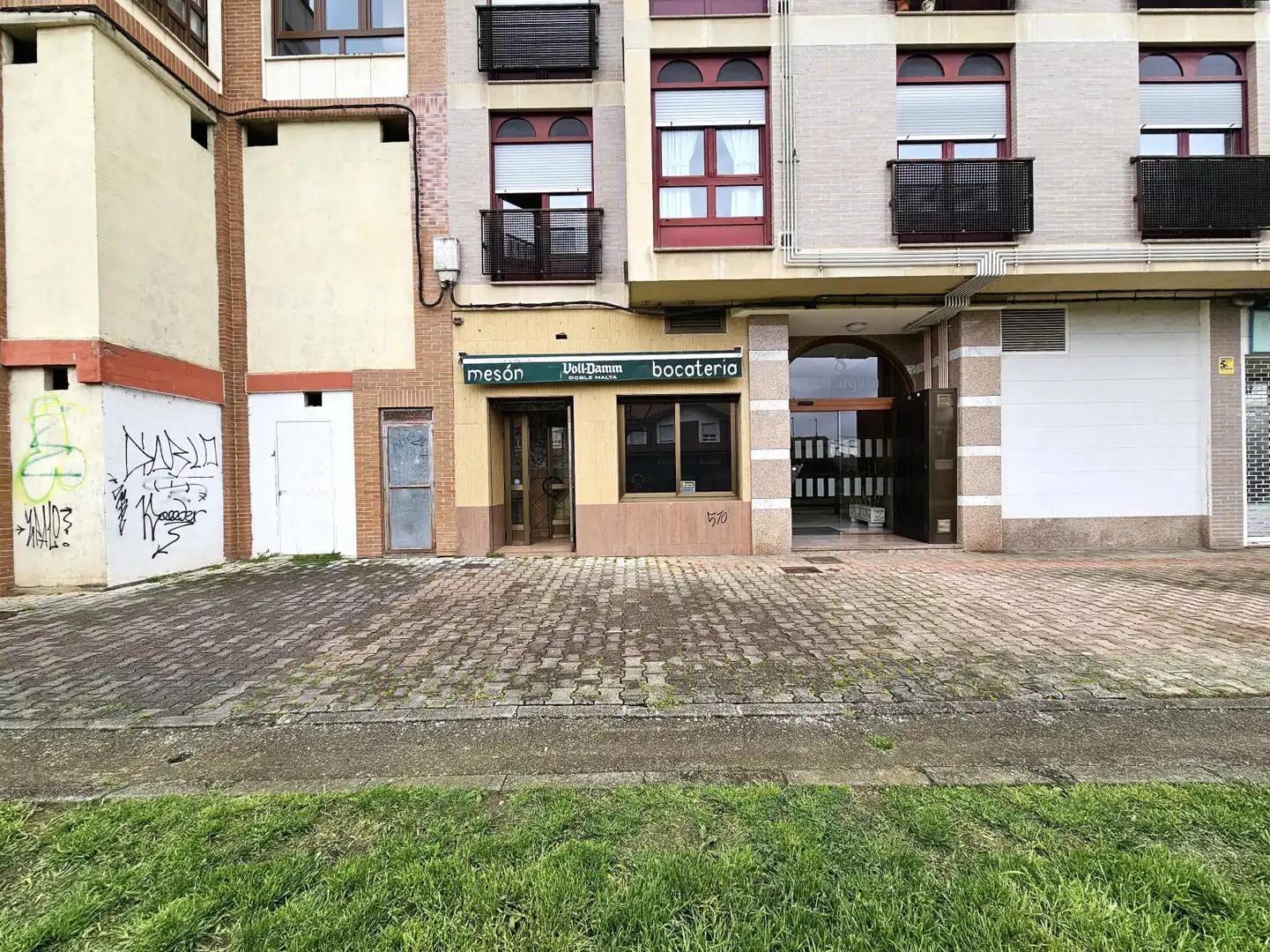 Business premises for sale in El Berrón - CL PARQUIN EL, imagen 13