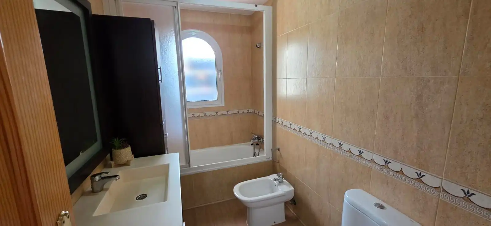 Bathroom of Flat for sale in Vera  with Air Conditioner, Heating and Furnished