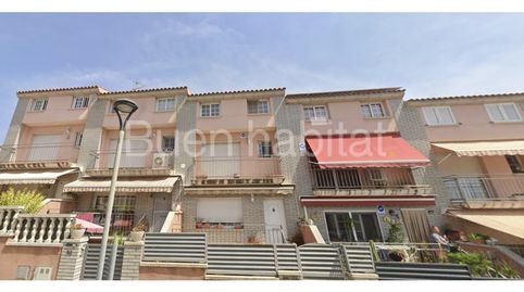 VENTA DE CHALET EN CALAFELL , A 45 MINUTOS DE BARCELONA.