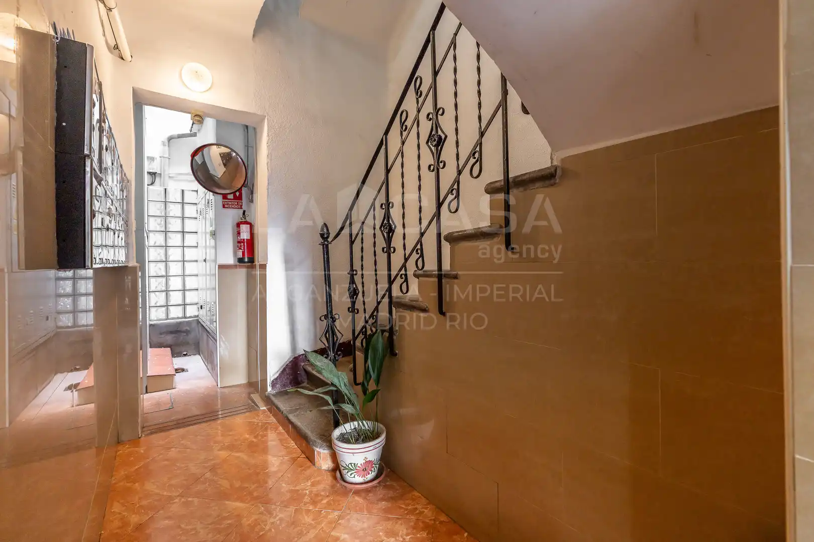 Piso en venta en Madrid con Balcón