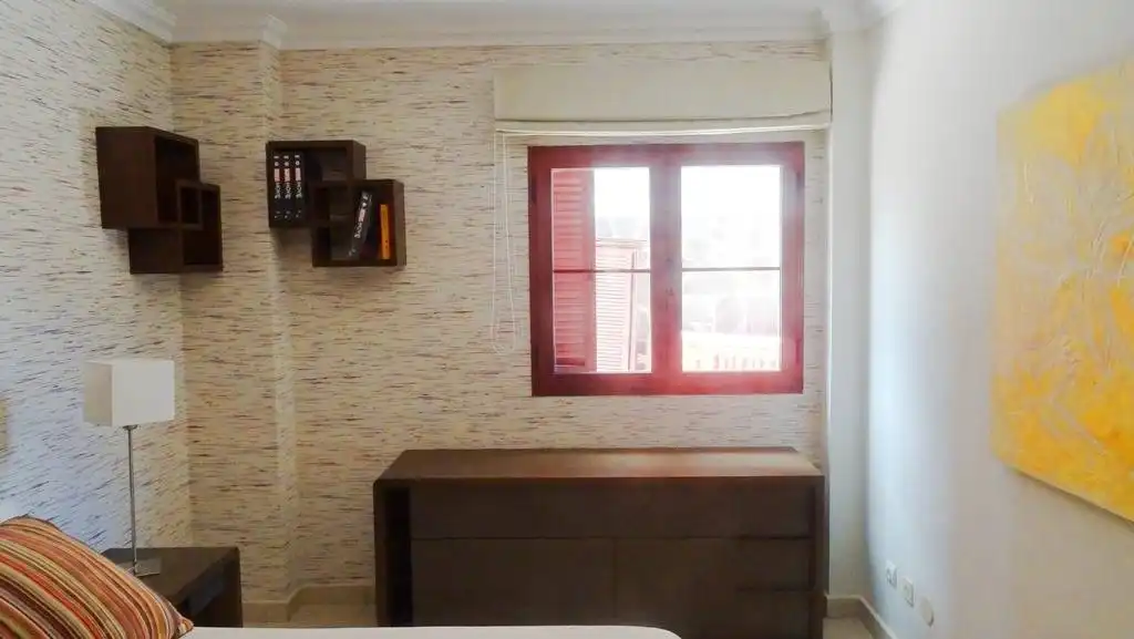 Habitación de Piso de alquiler en Las Palmas de Gran Canaria con Jardín privado, Terraza y Amueblado