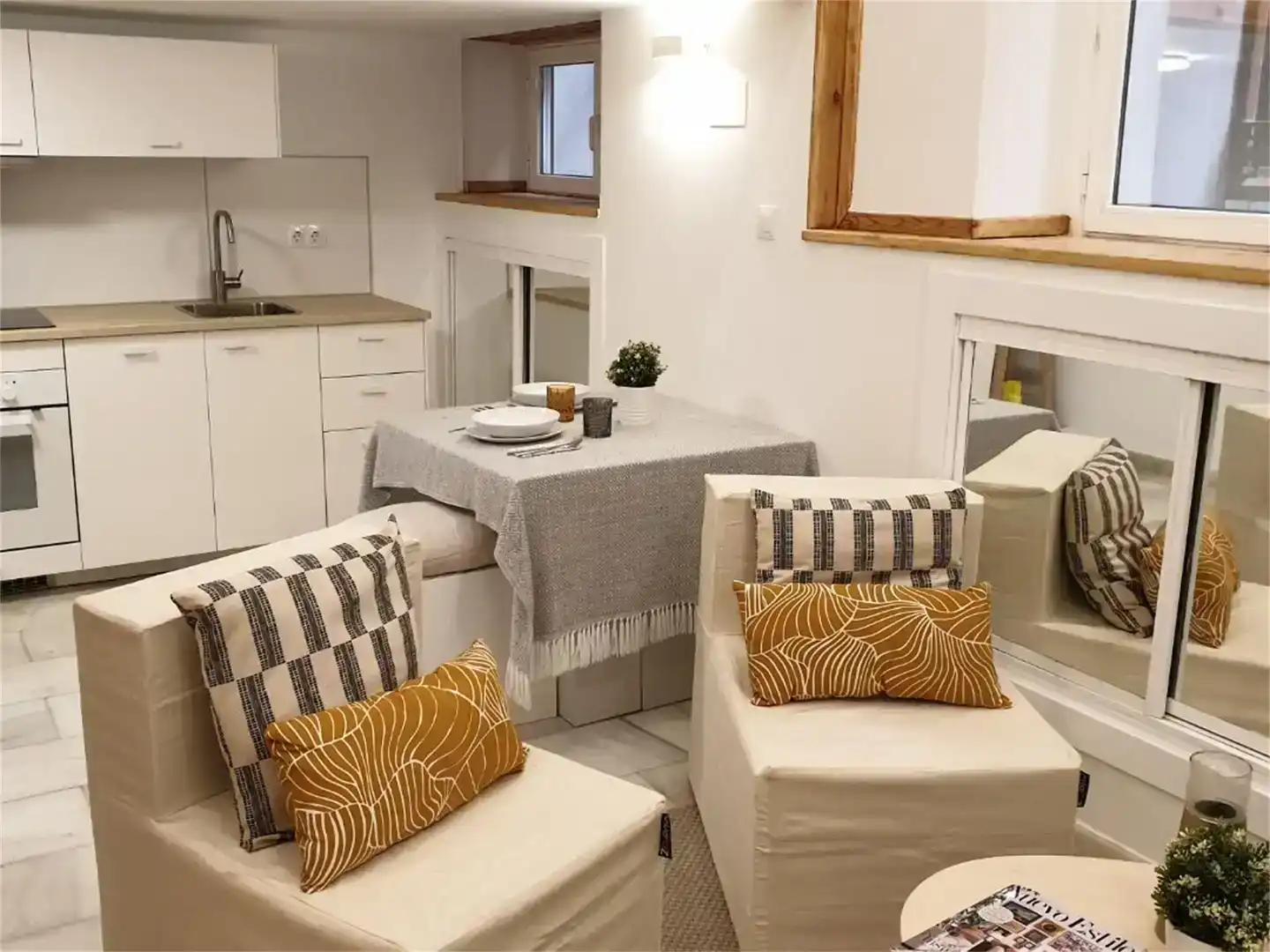 Wohnzimmer von Maisonette zum Verkauf in  Madrid Capital