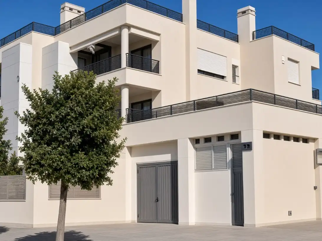 Apartament amb piscina en venda a Carrer dels Ginebres 9