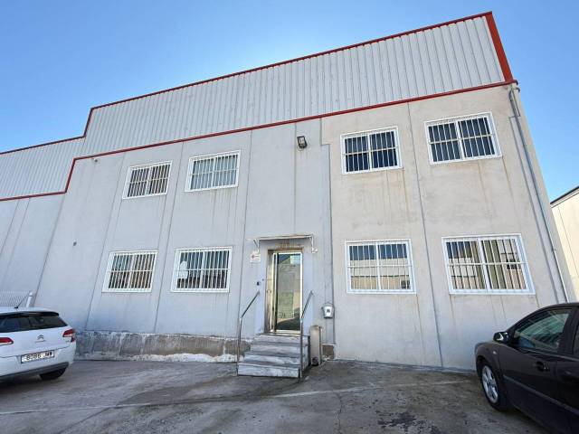Nave industrial en Alquiler en Ceutí
