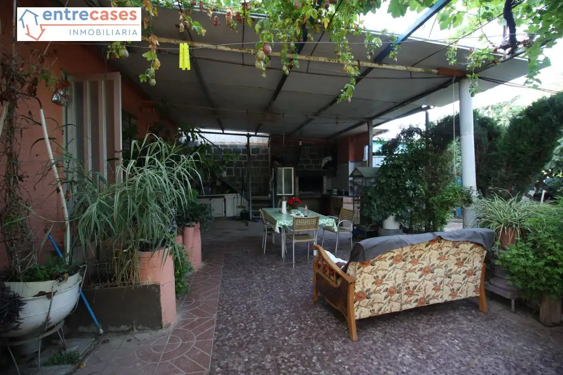 Houses for sale in Corinto - Almarda