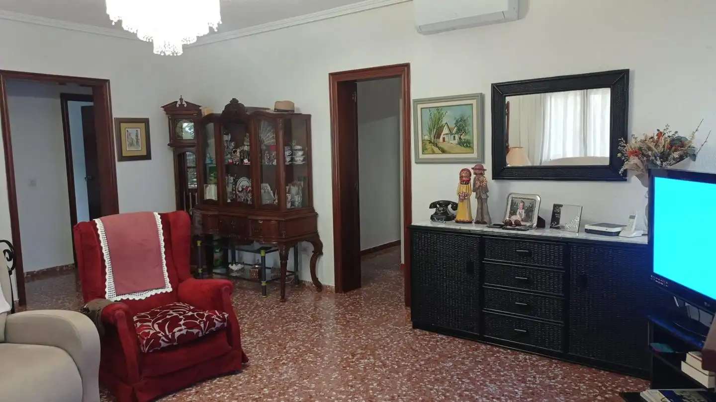 Sala d'estar de Finca rústica en venda en Elche / Elx amb Jardí privat, Terrassa i Piscina
