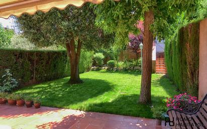 Garden of Single-family semi-detached for sale in Sant Quirze del Vallès  with Air Conditioner, Heating and Private garden