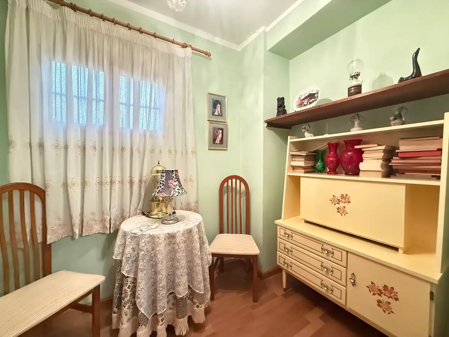 Habitación de Ático en venta en Caspe con Aire acondicionado, Calefacción y Amueblado