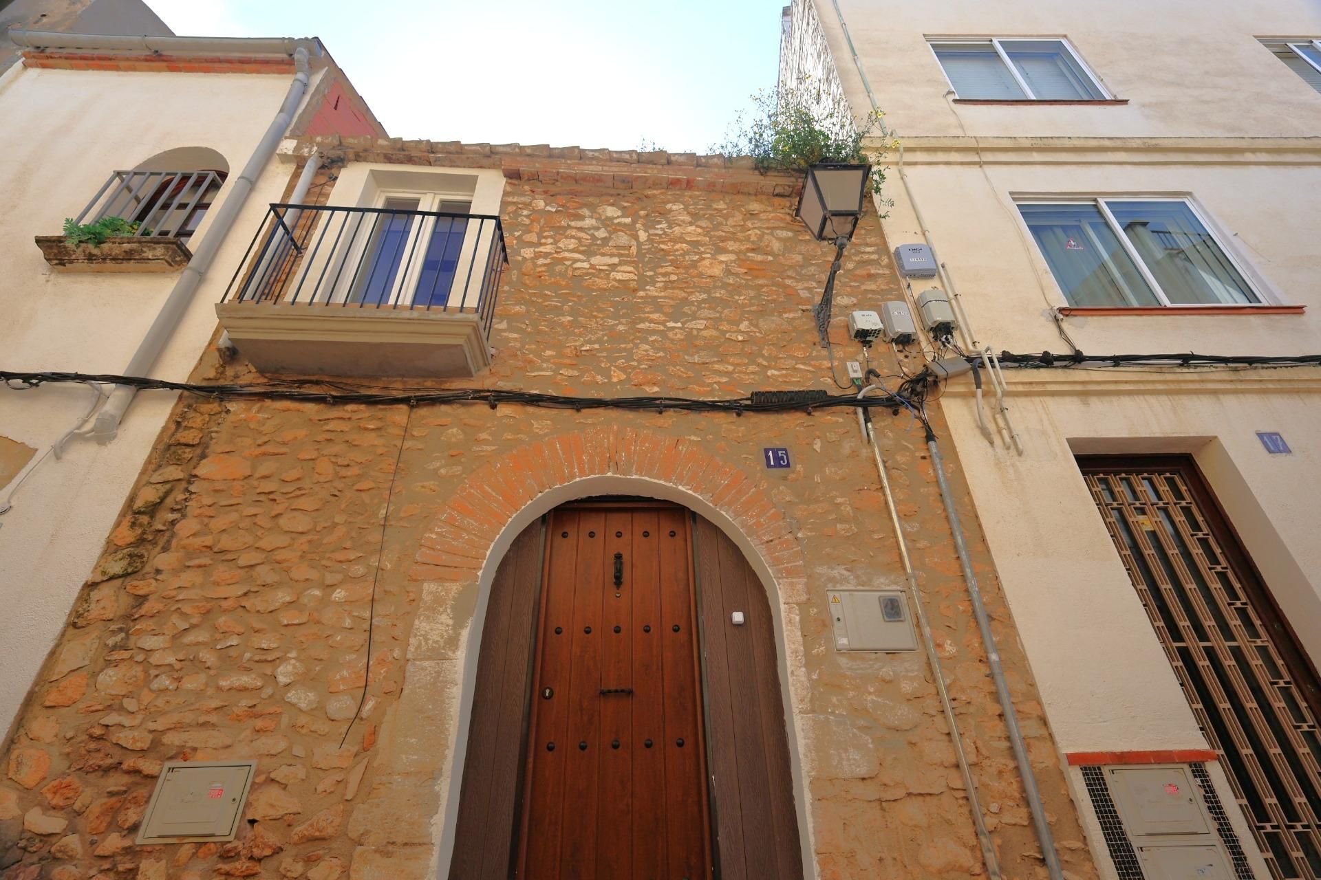 Exterior view of House or chalet for sale in El Vendrell  with Heating, Private garden and Terrace