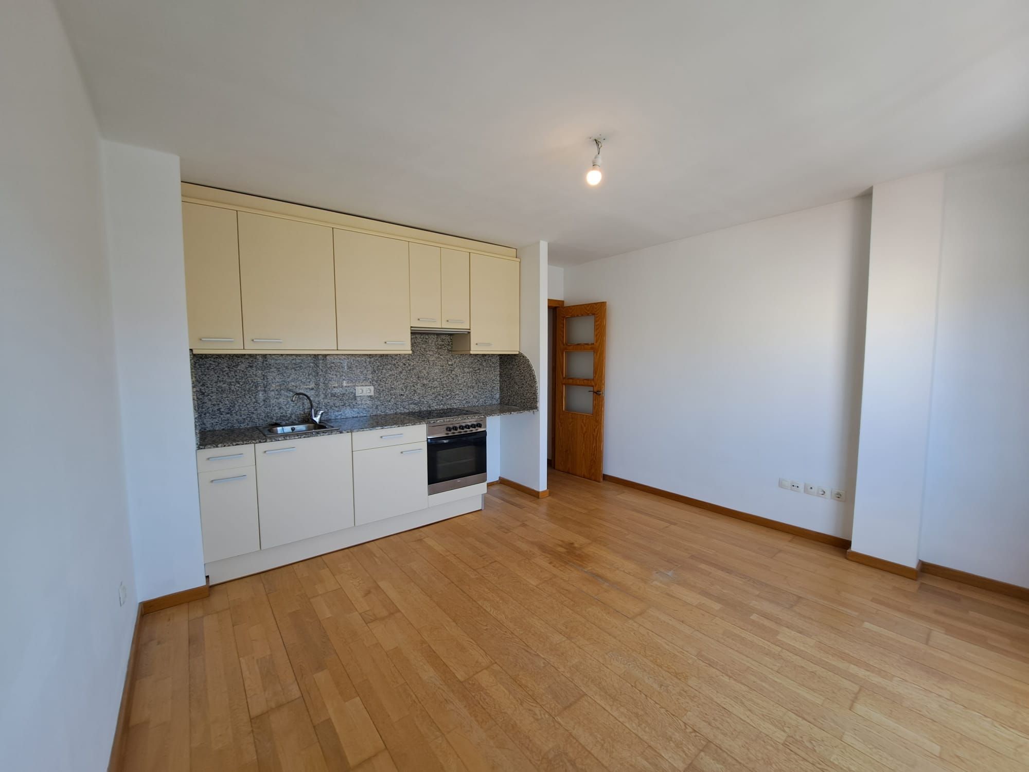 Kitchen of Flat to rent in Isona i Conca Dellà  with Terrace and Balcony