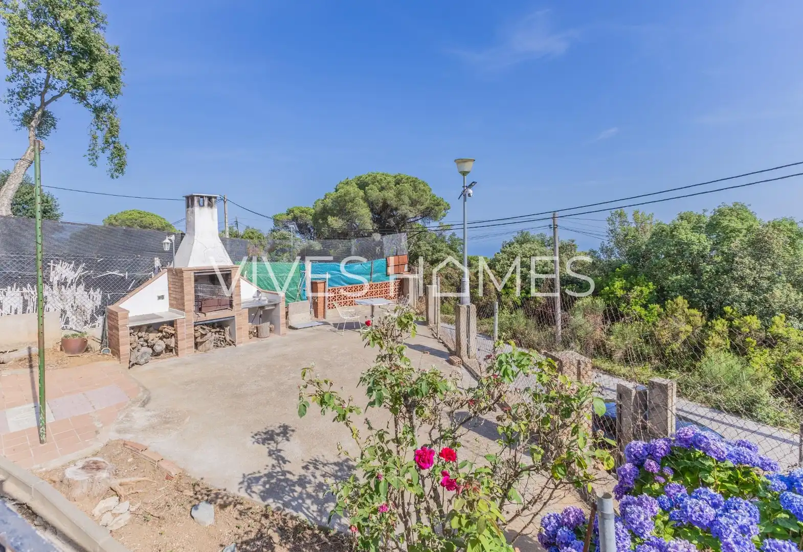 Vista exterior de Casa o xalet en venda en Sant Iscle de Vallalta amb Calefacció, Jardí privat i Terrassa