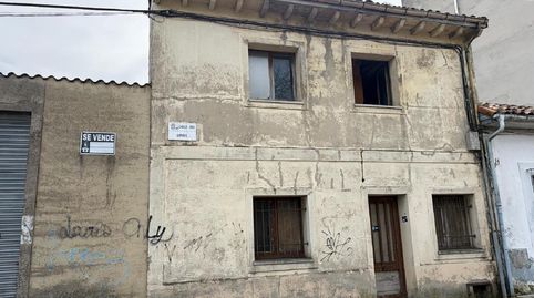 Foto 2 de Casa o chalet en venta en La Pola Siero, Siero
