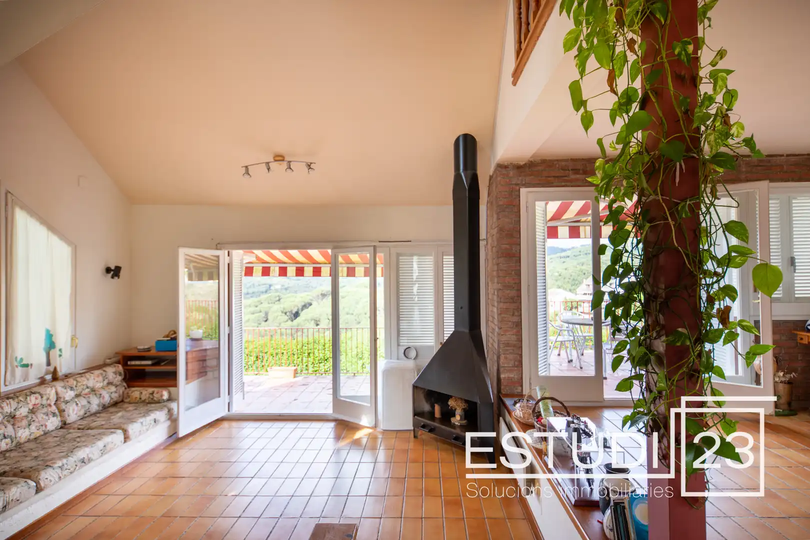 Casa con jardín en venta en Sant Iscle de Vallalta, imagen 2