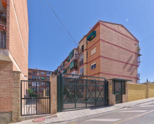 Exterior view of Flat for sale in  Granada Capital  with Terrace and Balcony