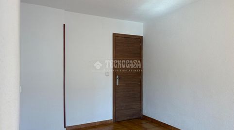 Foto 5 de Piso de alquiler en Peñagrande, Madrid Capital