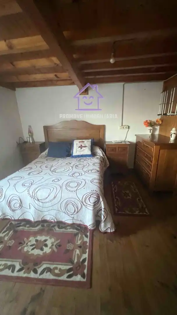 Habitación de Casa o chalet de alquiler en Arteixo con Amueblado
