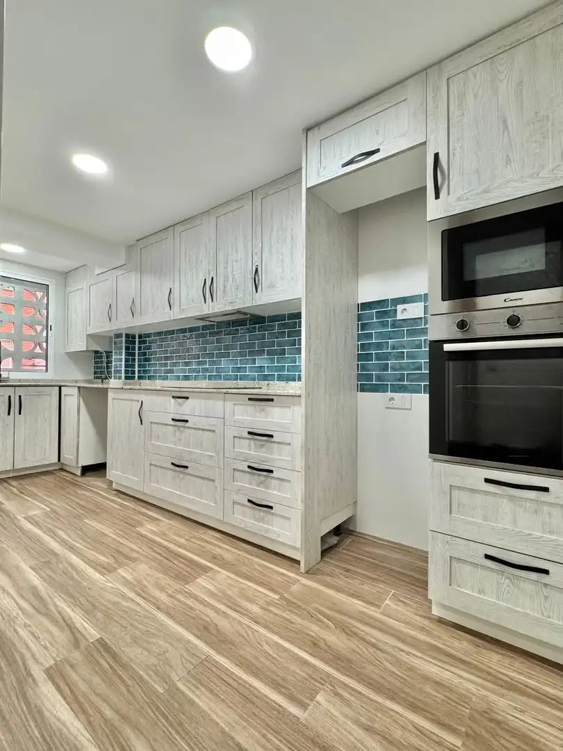 Cocina de Piso de alquiler en Valencia con Aire acondicionado y Calefacción