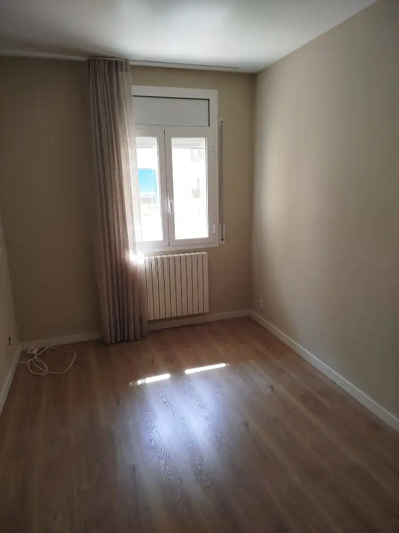 Flat with terrace for sale in Instituts - Universitat, imagen 14