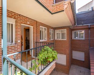 Exterior view of Flat to rent in Ávila Capital  with Heating, Parquet flooring and Storage room