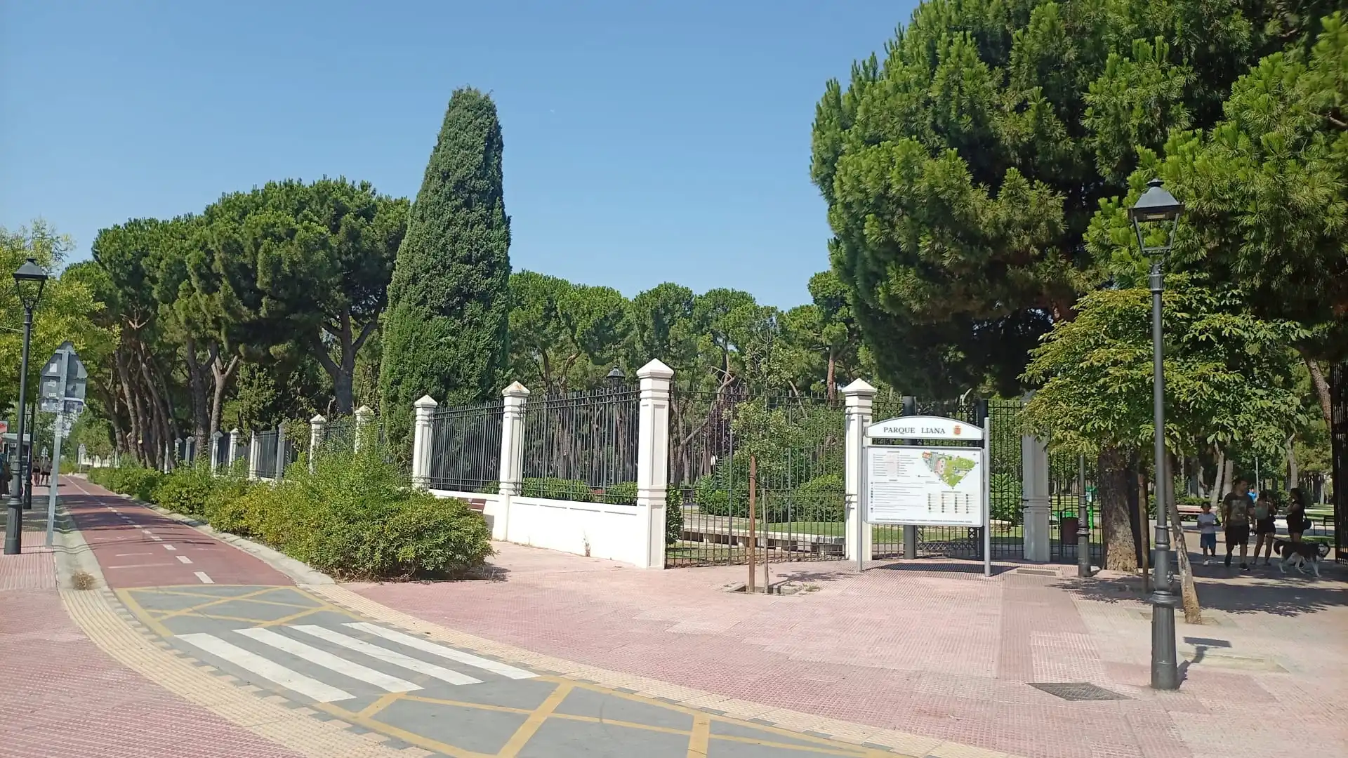 Vista exterior de Piso en venta en Móstoles con Calefacción, Terraza y Balcón