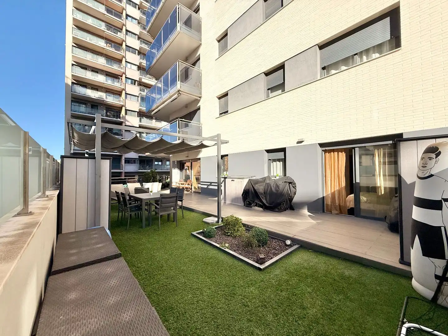 Terraza de Piso en venta en Badalona con Calefacción, Terraza y Piscina comunitaria