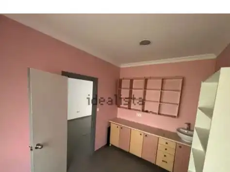 Dormitori de Local de lloguer en Málaga amb Aire condicionat