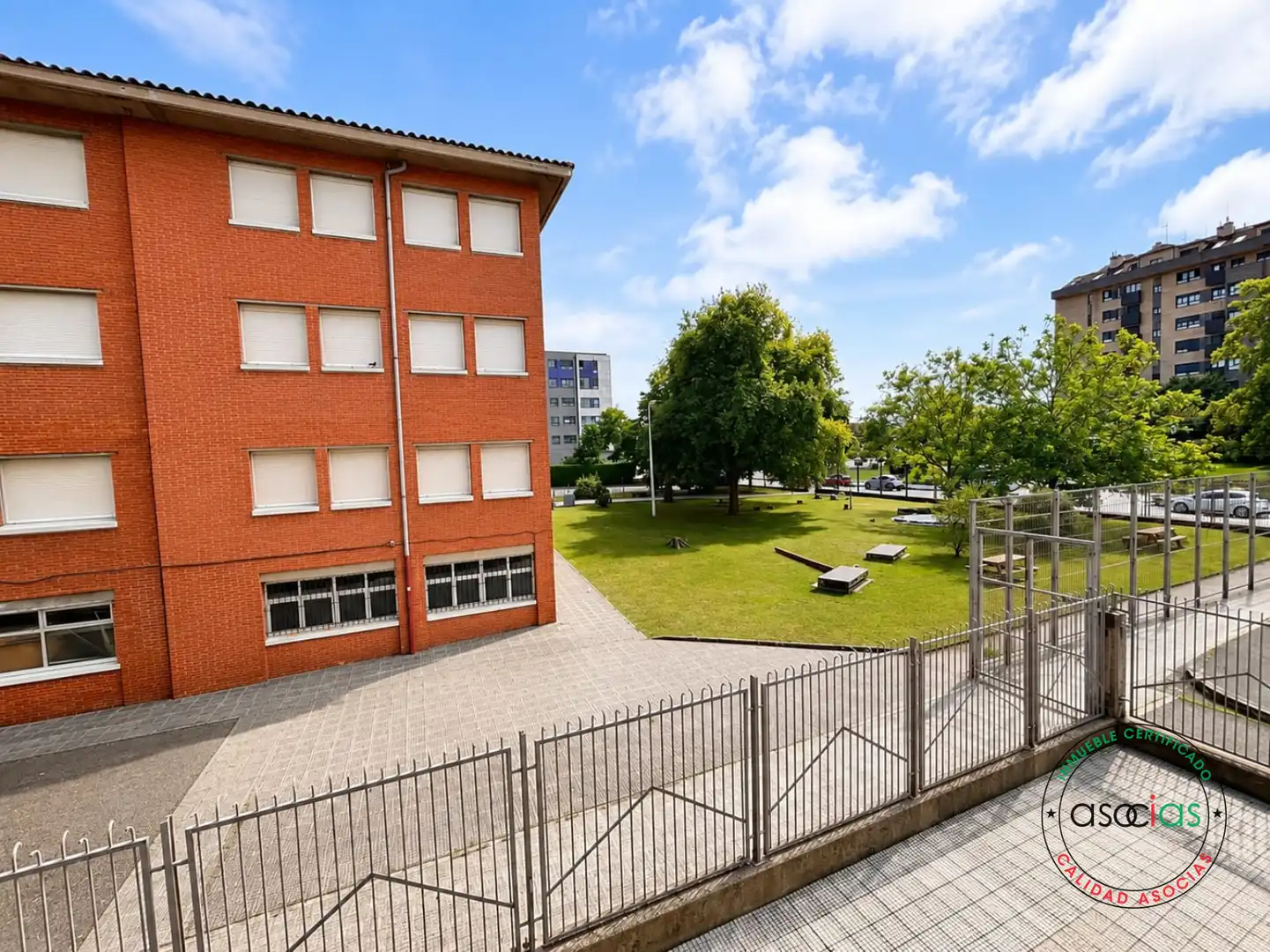 Piso en venta en CL MARIA ZAMBRANO, 8, La Calzada