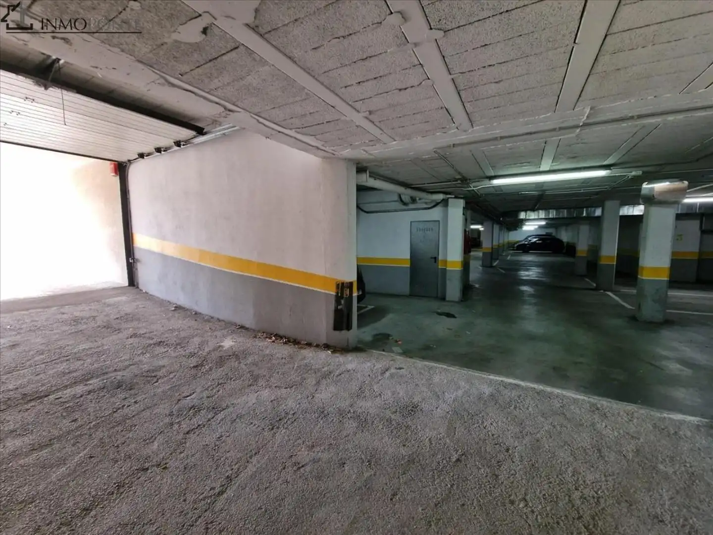 Parkplatz von Garage zum Verkauf in Cangas 