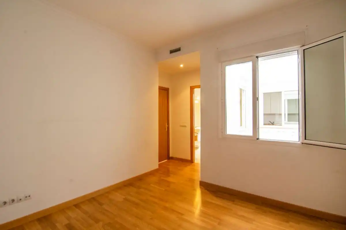 Habitación de Piso de alquiler en Madrid con Aire acondicionado, Calefacción y Parquet