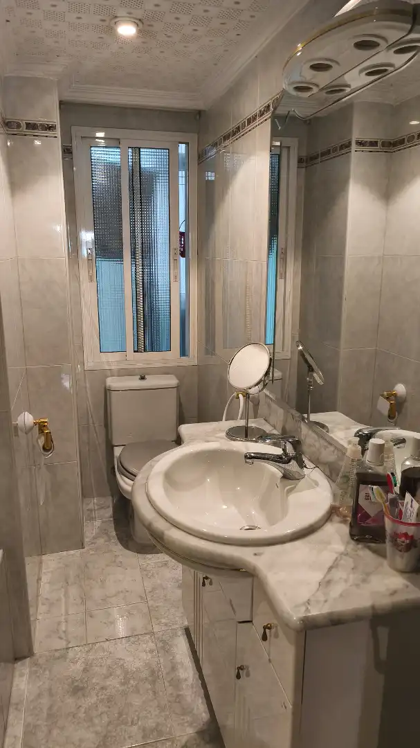Baño de Piso en venta en Zaragoza con Calefacción, Amueblado y Horno