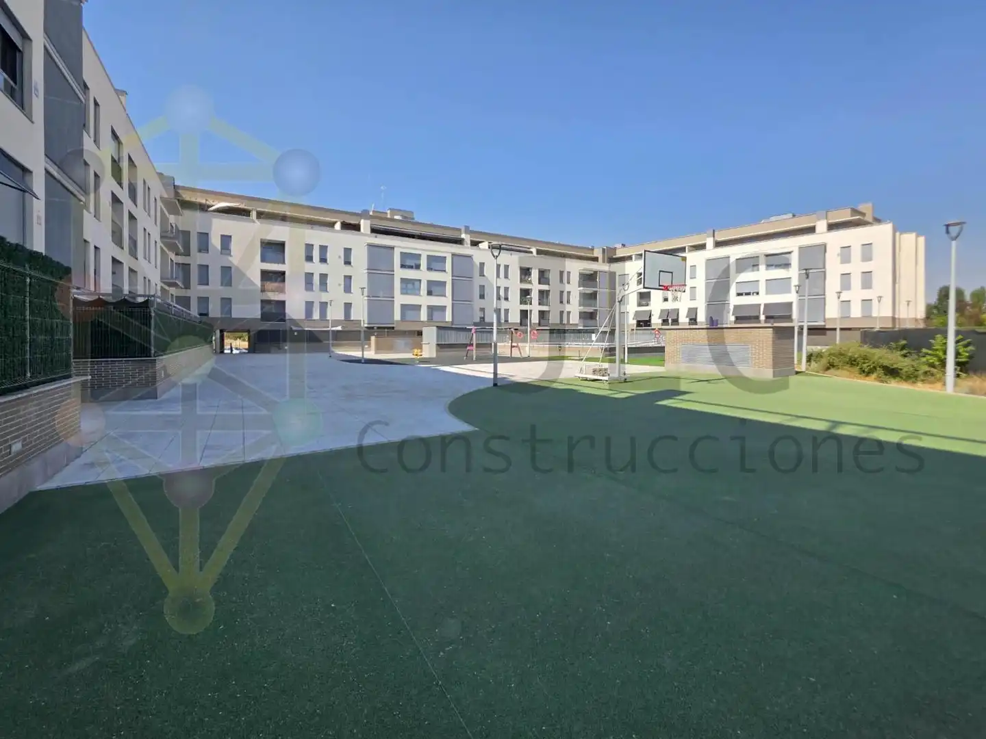 Vista exterior de Pis en venda en Alovera amb Aire condicionat, Calefacció i Parquet