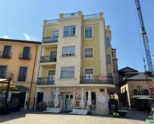 Vista exterior de Dúplex en venda en Ponferrada amb Terrassa