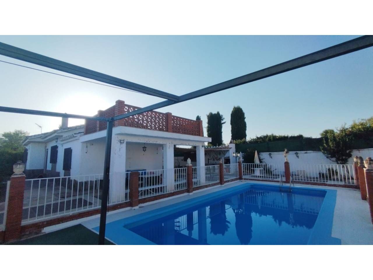 Piscina de Casa o xalet en venda en Gójar amb Calefacció, Jardí privat i Terrassa