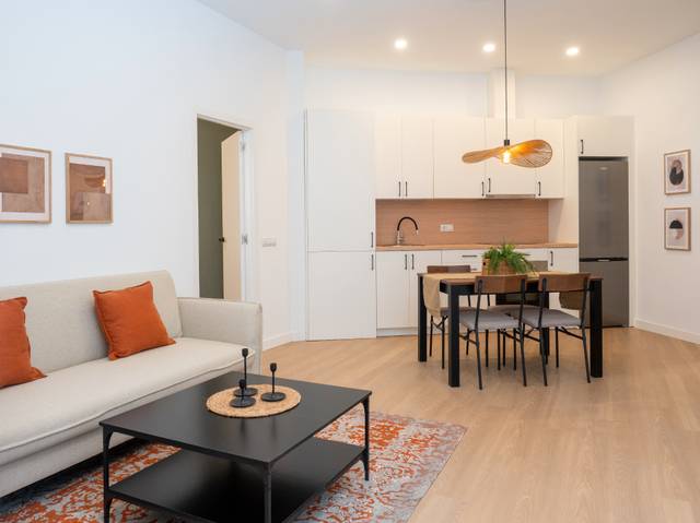 Apartamento en Venta en Calle César Arbasia, 51 en Suárez