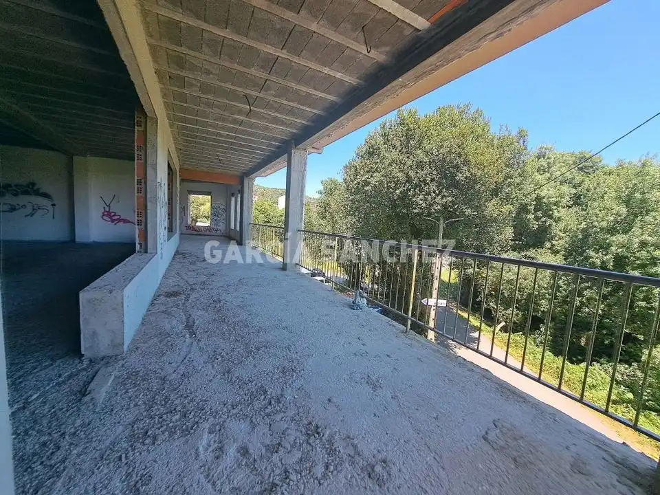 Gewerbefläche zum Verkauf in Calle Cimadevila, imagen 4