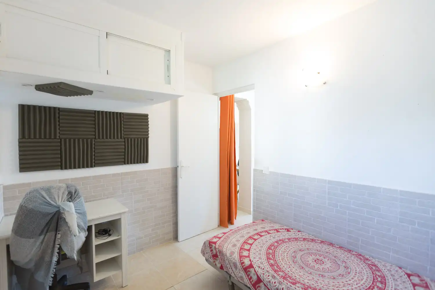Dormitori de Apartament en venda en Marbella amb Aire condicionat, Terrassa i Moblat
