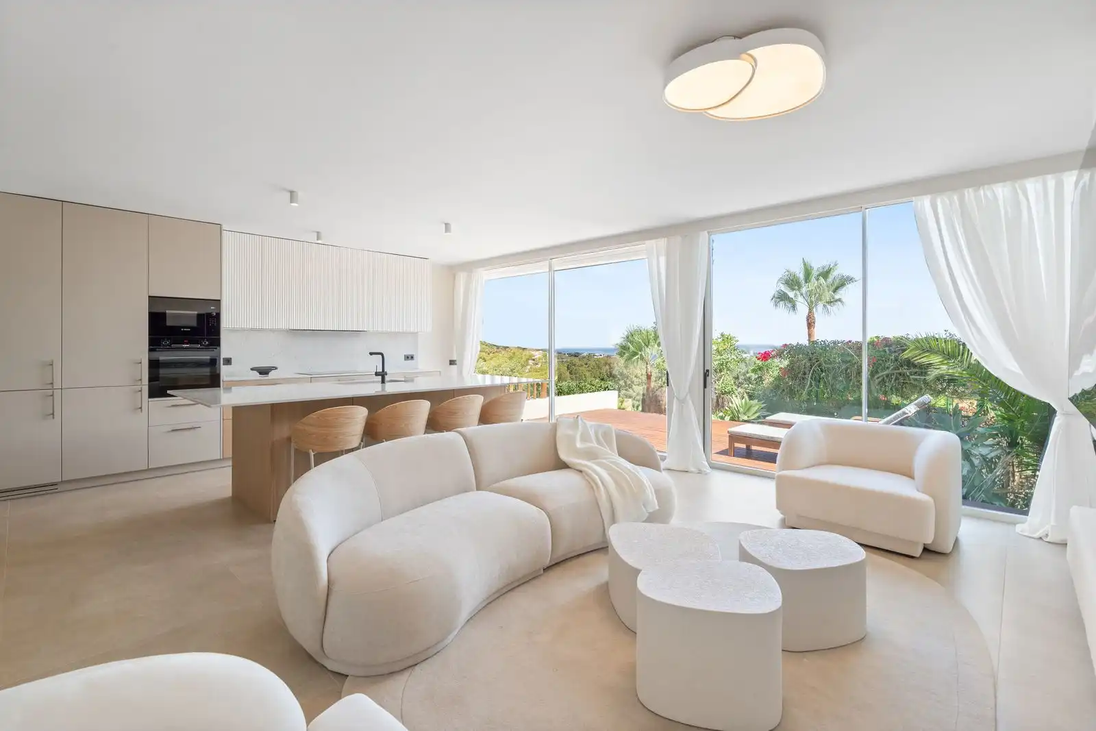 Flat with pool for sale in Calle Londres S/N, imagen 3