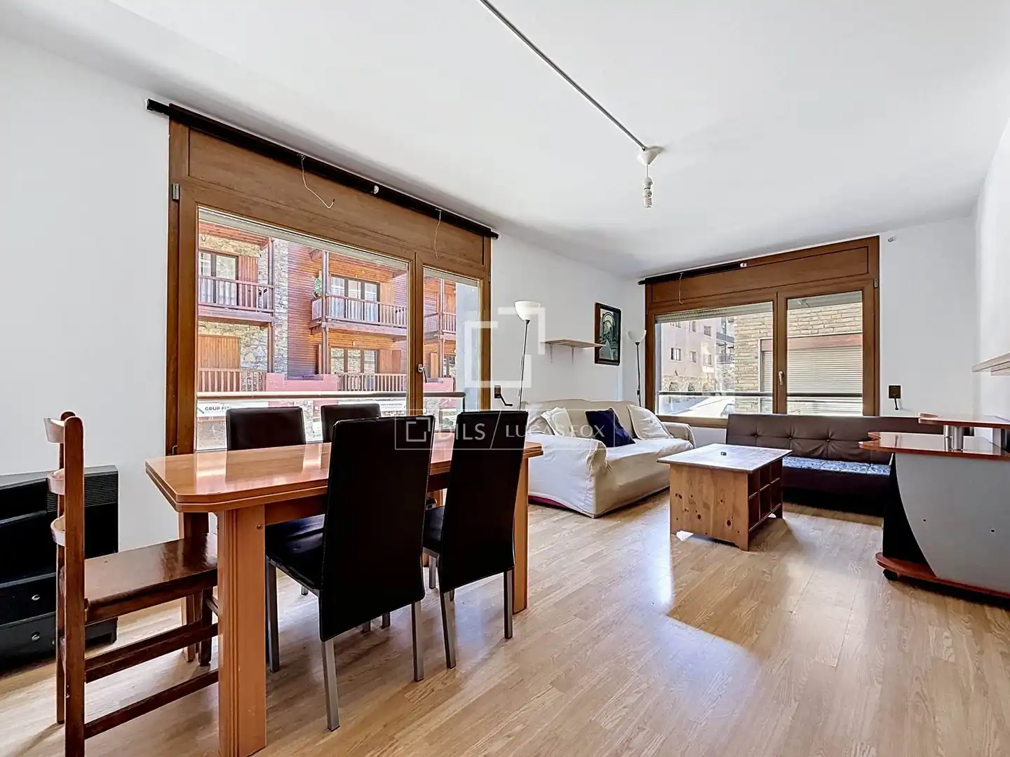 Vista exterior de Piso de alquiler en Madrid con Calefacción, Parquet y Trastero
