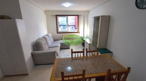 Foto 3 de Apartamento de alquiler en A Carballeira, Ourense Capital