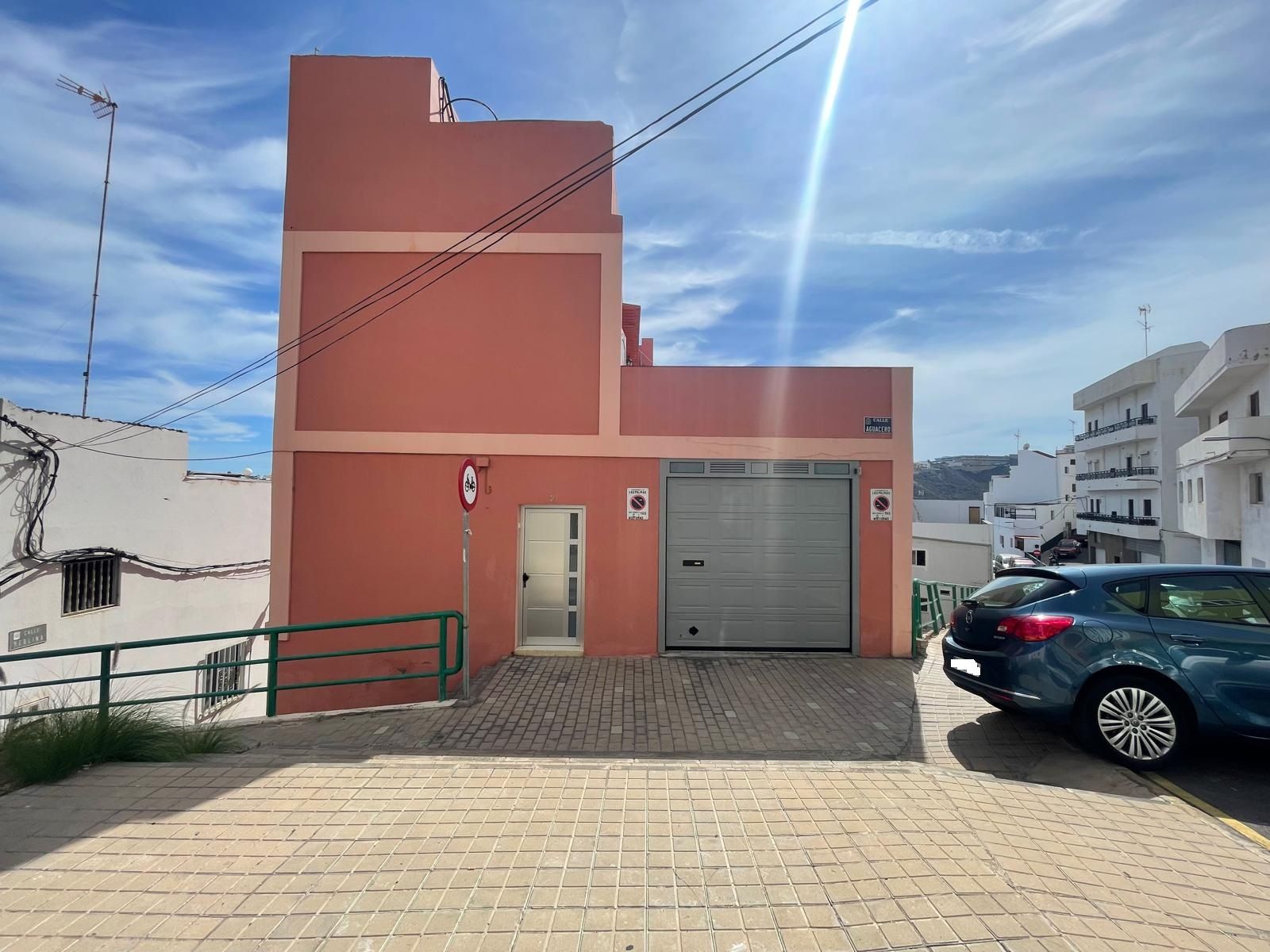Vista exterior de Casa o chalet en venta en Las Palmas de Gran Canaria con Terraza