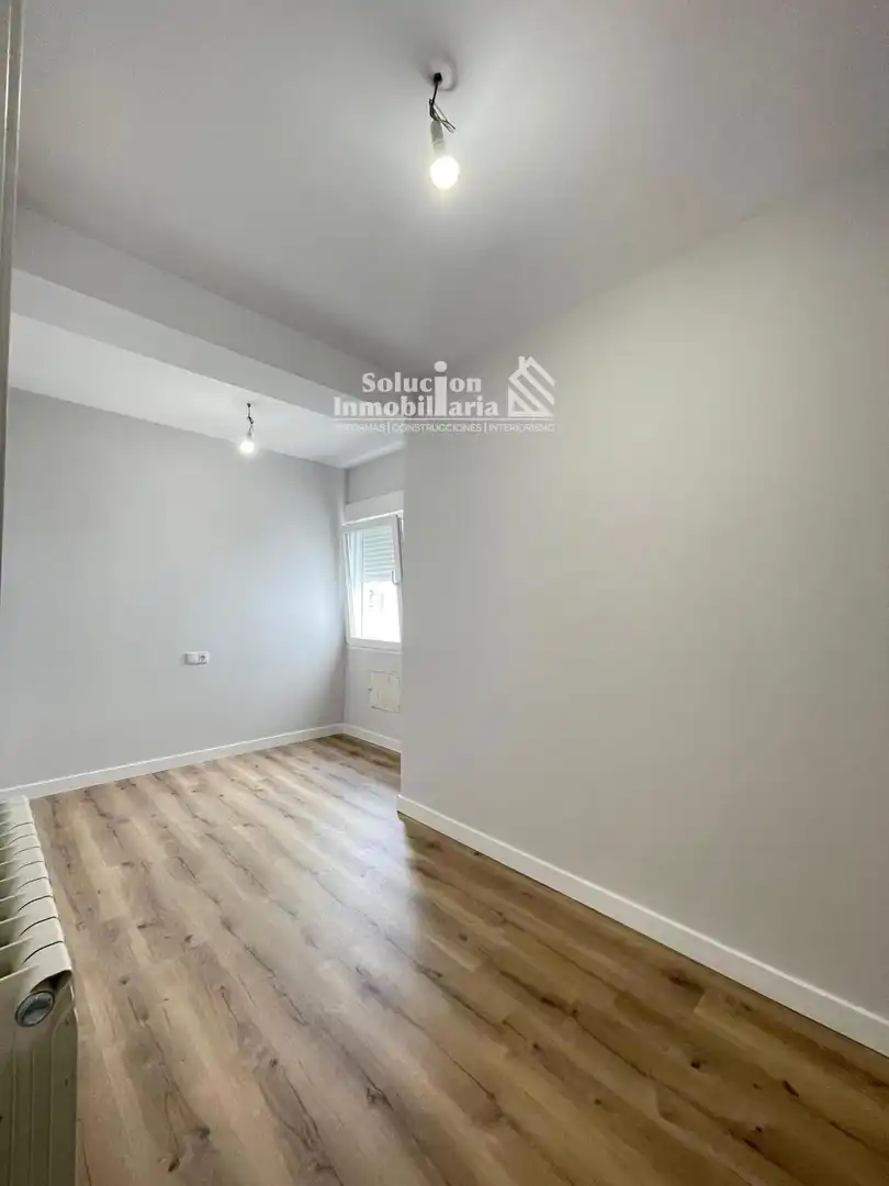 Bedroom of Flat for sale in Salamanca  with Heating