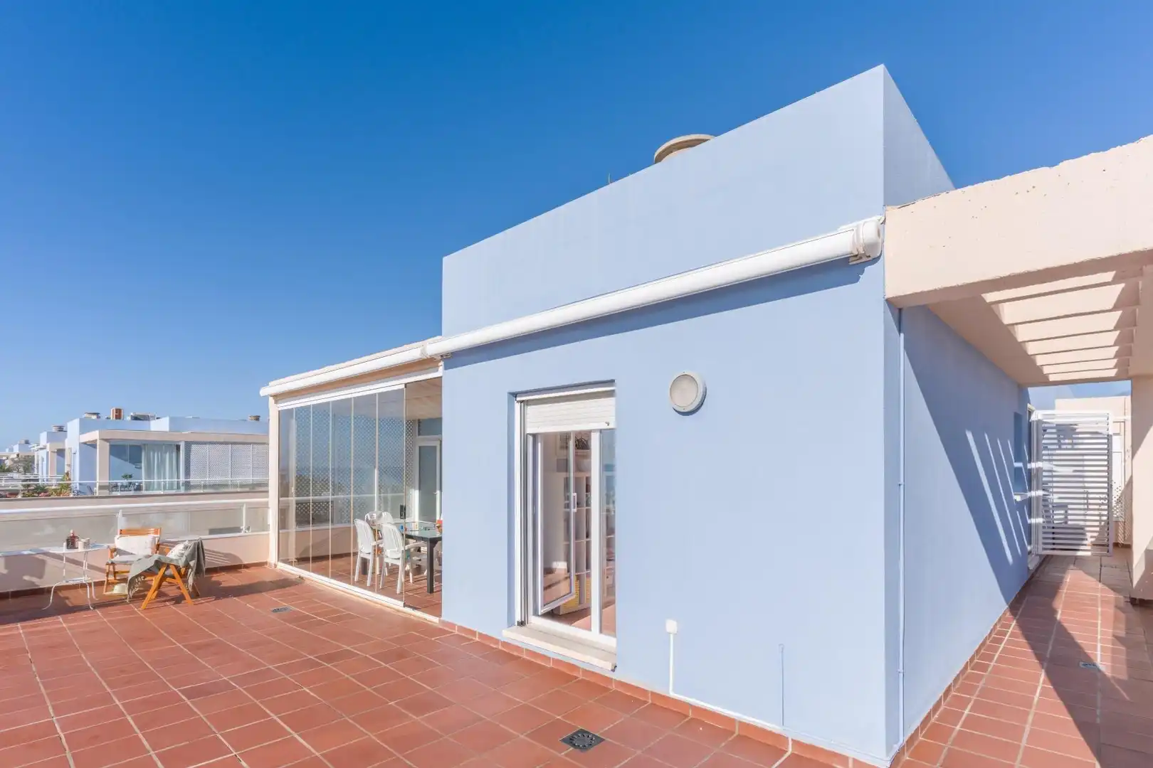 Vista exterior de Ático en venta en El Ejido con Aire acondicionado, Calefacción y Jardín privado