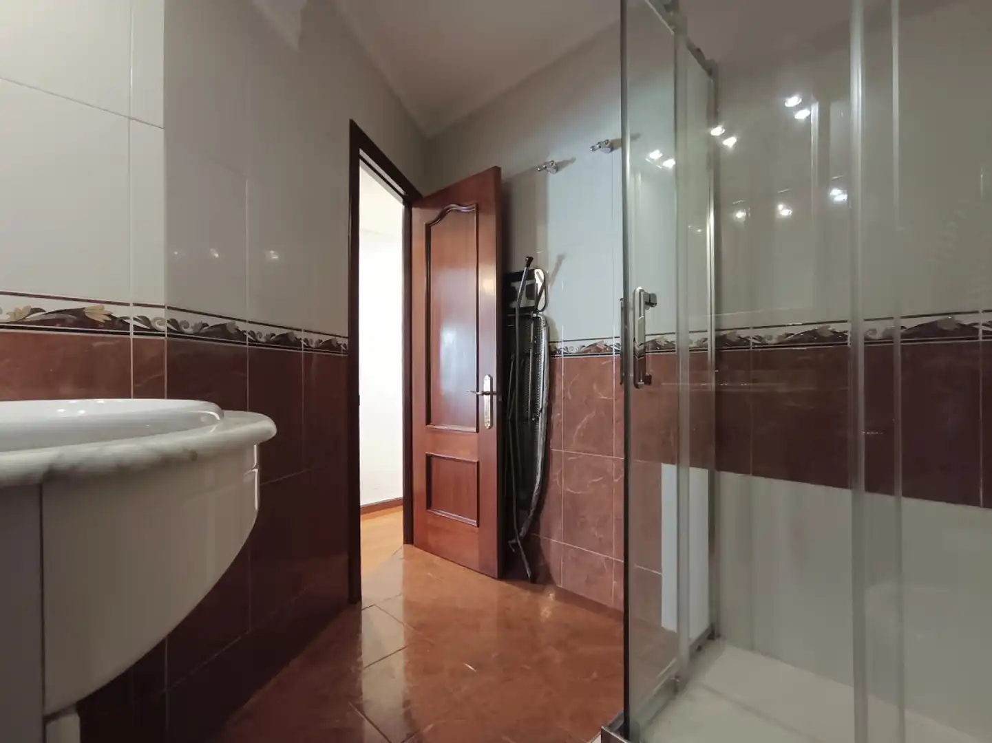 Flat for rent in Gijón - Avda. Constitución, Barrio del Centro