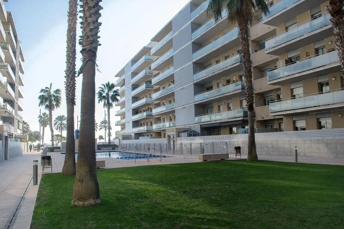 Exterior view of Flat for sale in Badalona  with Air Conditioner, Heating and Parquet flooring